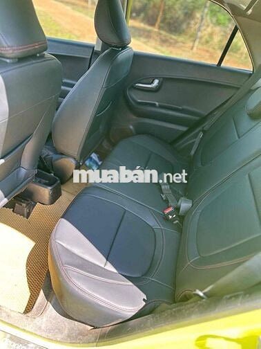 KIA PICANTO 2013 Số sàn Vàng chanh