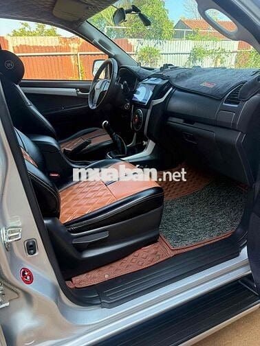 ISUZU DMAX 2016 MT 4X2 XE CÒN KHÁ ĐẸP