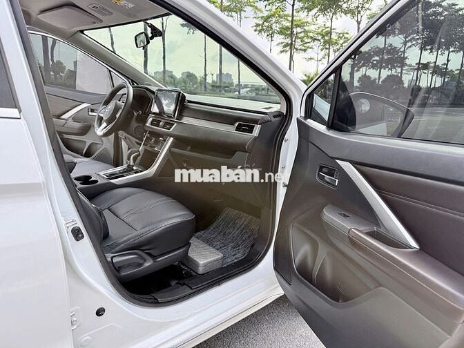 Mitsubishi Xpander 2022 1.5 AT Premium Trắng 7 chỗ