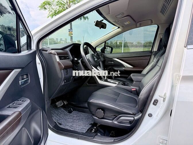 Mitsubishi Xpander 2022 1.5 AT Premium Trắng 7 chỗ
