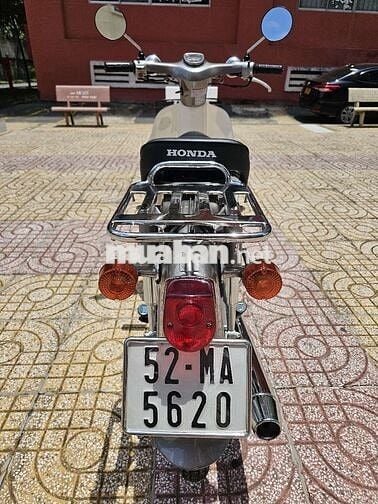 Honda Super Cub 81/50cc kim vàng giọt lệ