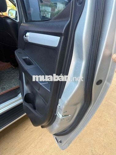 ISUZU DMAX 2016 MT 4X2 XE CÒN KHÁ ĐẸP