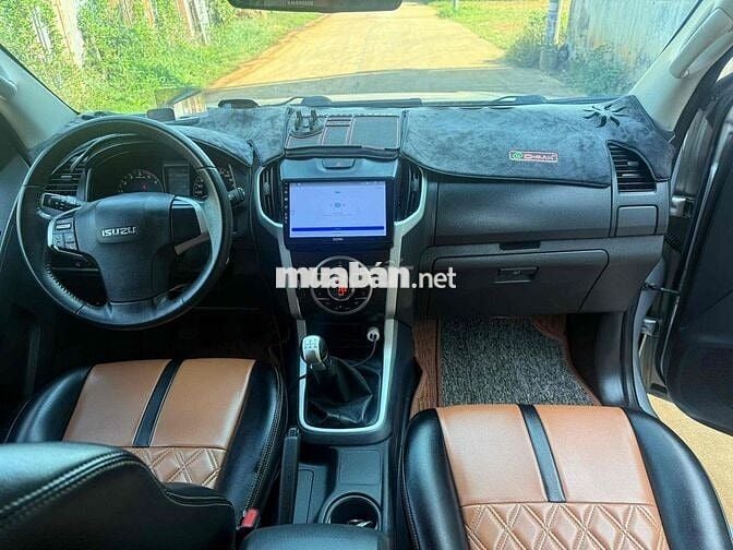 ISUZU DMAX 2016 MT 4X2 XE CÒN KHÁ ĐẸP