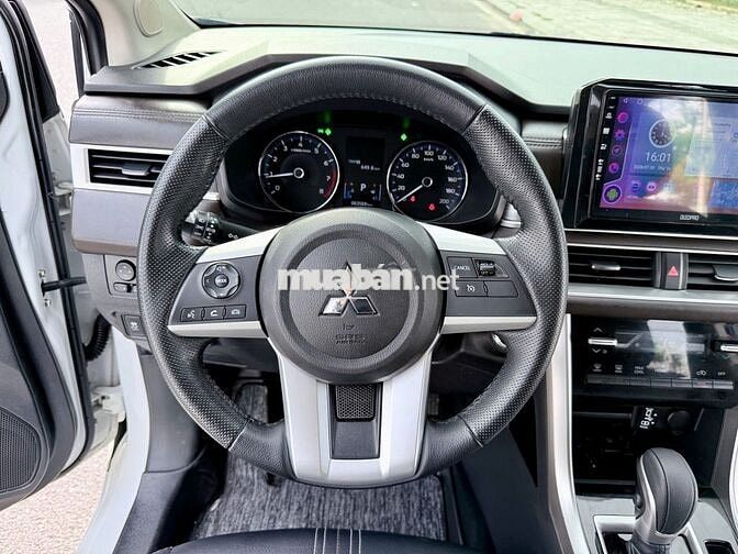 Mitsubishi Xpander 2022 1.5 AT Premium Trắng 7 chỗ