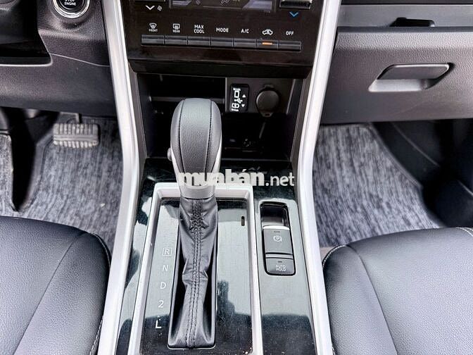 Mitsubishi Xpander 2022 1.5 AT Premium Trắng 7 chỗ
