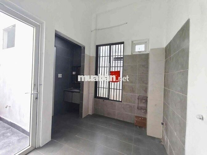 CHO THUÊ NHÀ CẨM NAM 12 MỚI ĐẸP NHƯ HÌNH 2-PN GIÁ 7Tr500 GẦN CẦU NTP