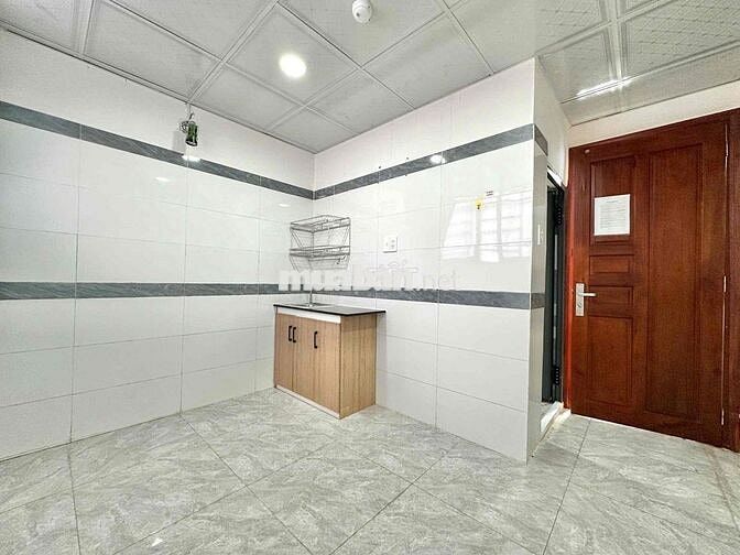 PHÒNG STUDIO SẠCH SẼ MÁY LẠNH SAU AEON TÂN PHÚ