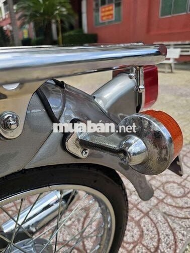 Honda Super Cub 81/50cc kim vàng giọt lệ