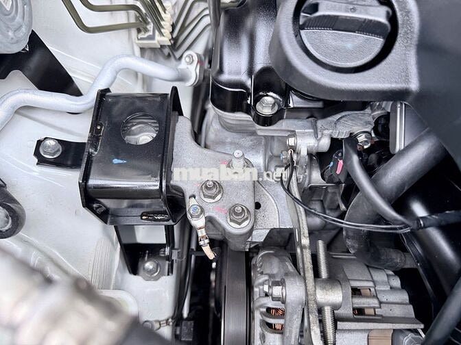 Mitsubishi Xpander 2022 1.5 AT Premium Trắng 7 chỗ