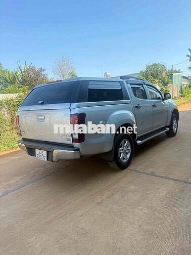 ISUZU DMAX 2016 MT 4X2 XE CÒN KHÁ ĐẸP