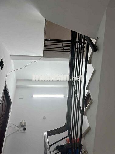 Cho thuê nhà Bình Lợi 4PN, 2 lầu, gần Văn Lang, giá chỉ 23 triệu/tháng