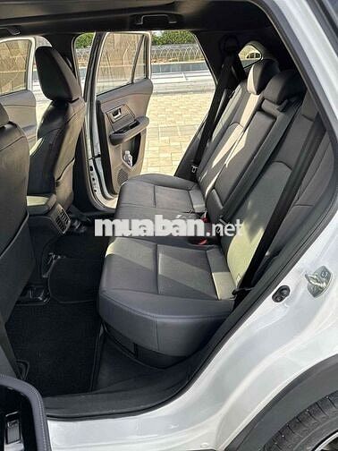 Toyota Yaris Cross HEV 2023 Trắng Hybrid