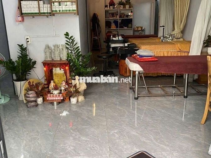 Nhà sổ hồng bề ngang rộng đường thông 