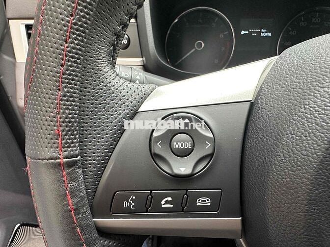 Mitsubishi Xpander Premium 2023 17.900 km Bạc