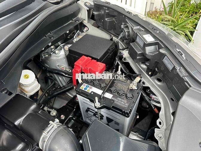 Mitsubishi Xpander Premium 2023 17.900 km Bạc