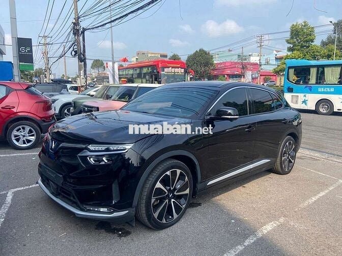 VinFast VF8 Plus SDI 2022 Điện Đen