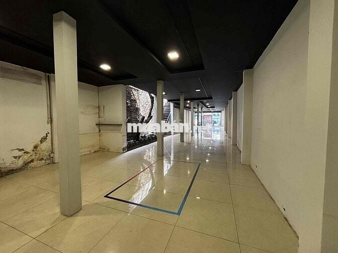 MẶT BẰNG THUẬN TIỆN KINH DOANH SHOWROOM