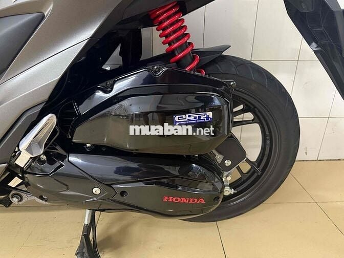 Honda Vario 150 vàng cát cuối 2020