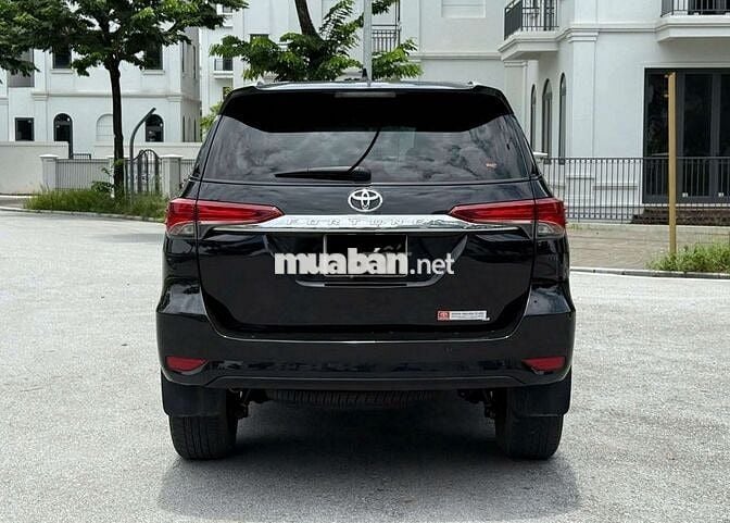 Toyota Fortuner 2.4L AT Dầu Đen 80000 km