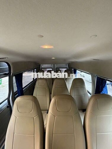 Ford Transit 2018 3 chỗ Số sàn Bạc