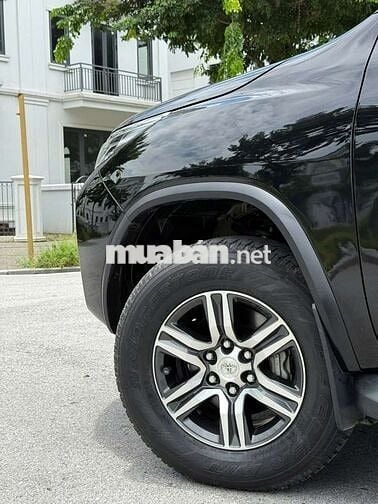 Toyota Fortuner 2.4L AT Dầu Đen 80000 km