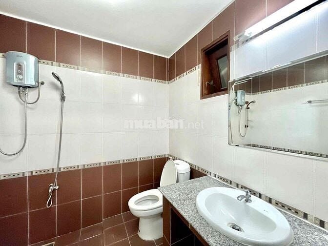 PENTHOUSE FULL NỘI THẤT Ở KDC NAM LONG