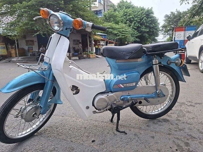 Honda Cub 50cc Xanh Trắng giấy tờ đầy đủ 