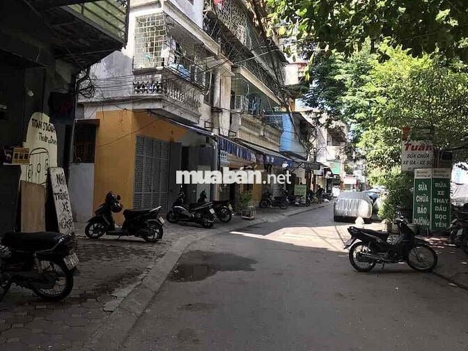Cho thuê nhà tập thể Tâng 1 Khu Thanh Xuân Bắc