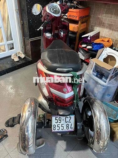 Yamaha Grande 3 bánh màu Đỏ