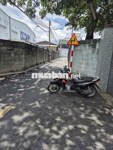 Cho thuê nhà kho 300m² Đường Trần Hưng Đạo, Phường Đông Hoà
