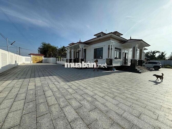 SIÊU PHẨM BIỆT THỰ VƯỜN CAO GIA 3 MẶT TIỀN kế 2 DA Vin