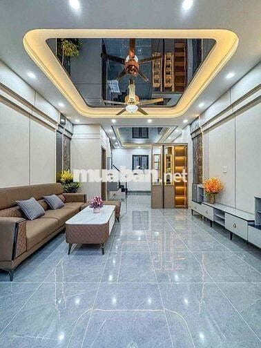 nhà bán tret lầu hem 368 tran nam phú