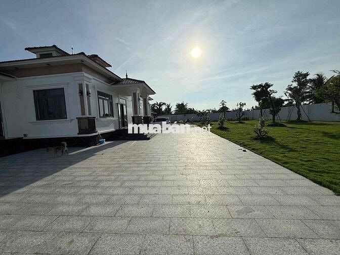 SIÊU PHẨM BIỆT THỰ VƯỜN CAO GIA 3 MẶT TIỀN kế 2 DA Vin