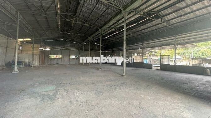 CHO THUÊ NHÀ XƯỞNG LÀM KHO CHỨA - 1300M2 - TẠI DĨ AN