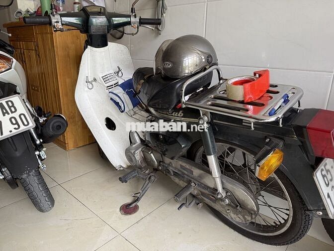 Honda Super Cub 50 Trắng, Đen Nhật Bản