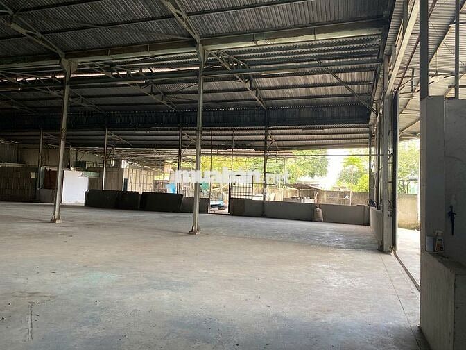 CHO THUÊ NHÀ XƯỞNG LÀM KHO CHỨA - 1300M2 - TẠI DĨ AN