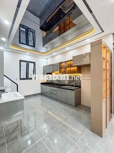 nhà bán tret lầu hem 368 tran nam phú