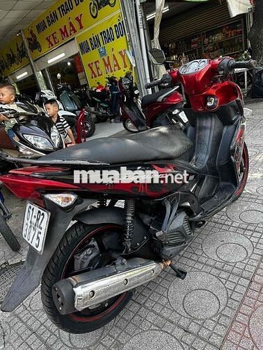 Yamaha Novo 4 Đỏ Đen