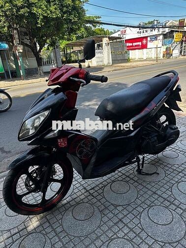 Yamaha Novo 4 Đỏ Đen
