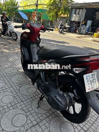 Yamaha Novo 4 Đỏ Đen
