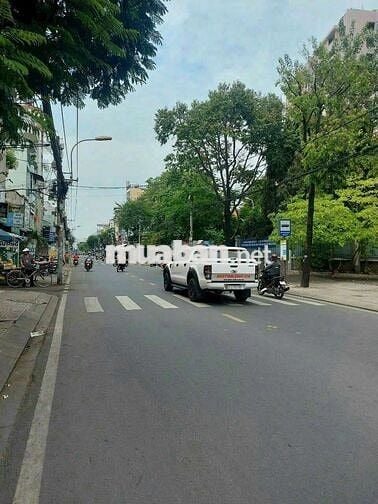 Cho thuê nhà đường Hưng Phú P9.Q8 DT.4m×5m } 1 Lầu 1 Phòng 1 toilet.