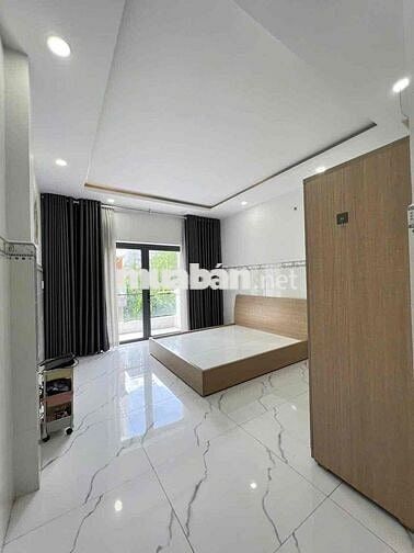 Cho Thuê Nhà Vườn Lài APĐ Q12 DT 250m2 1Trệt 3Lầu 5Pn 6Wc Hẻm 12M