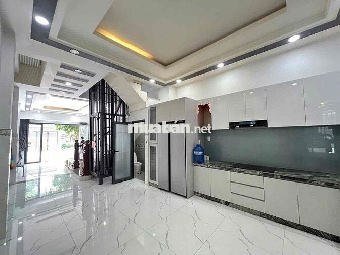 Cho Thuê Nhà Vườn Lài APĐ Q12 DT 250m2 1Trệt 3Lầu 5Pn 6Wc Hẻm 12M
