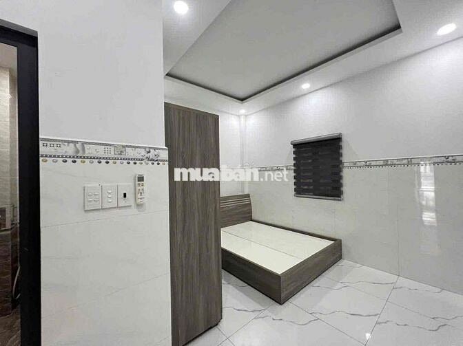 Cho Thuê Nhà Vườn Lài APĐ Q12 DT 250m2 1Trệt 3Lầu 5Pn 6Wc Hẻm 12M
