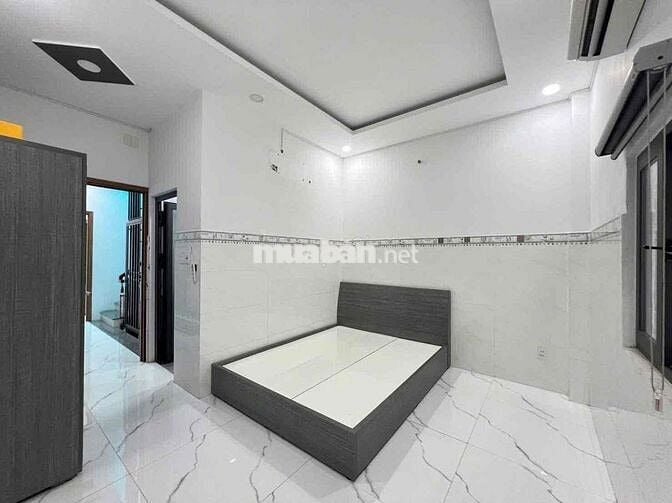 Cho Thuê Nhà Vườn Lài APĐ Q12 DT 250m2 1Trệt 3Lầu 5Pn 6Wc Hẻm 12M