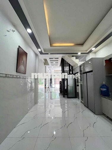 Cho Thuê Nhà Vườn Lài APĐ Q12 DT 250m2 1Trệt 3Lầu 5Pn 6Wc Hẻm 12M