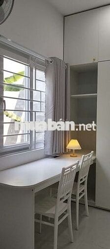 Căn hộ Full Nội Thất, Giặt Phơi Riêng. Nhiều cửa sổ