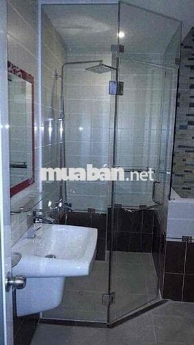 Nguyên căn 2pn 3wc hẻm Hoàng Hoa Thám, p6, Bình Thạnh