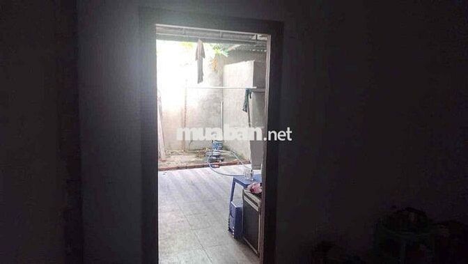 Chính chủ cho thuê nhà mặt tiền Lê Hồng Phong, sàn khoảng 400m2