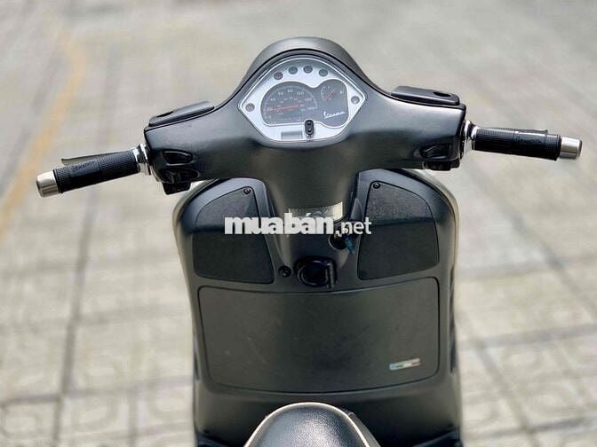 Vespa GTS 125 3Vie 2015 BSTP Chính Chủ Xám Nhám